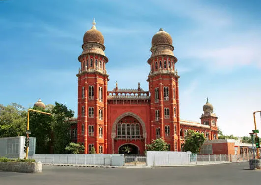 Madras High Court Mandates Departmental Probe After Police Permit POCSO Victim to Leave With Accused